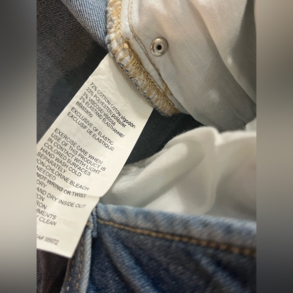 Rafaella Weekend Sequined Slimming Comfort Waist  Jean Bermuda Shorts 18W NWT - Picture 10 of 13